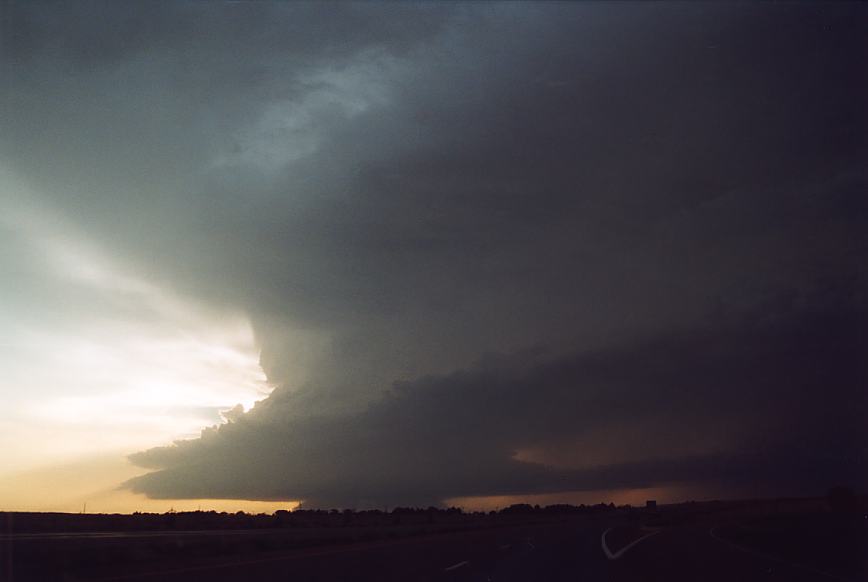 inflowband thunderstorm_inflow_band : Littlefield, Texas, USA   3 June 2003