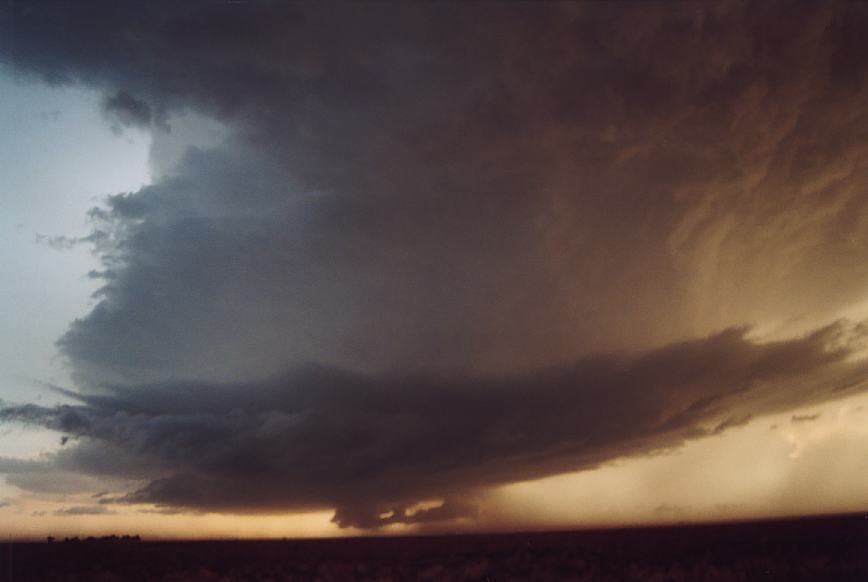 inflowband thunderstorm_inflow_band : Littlefield, Texas, USA   3 June 2003