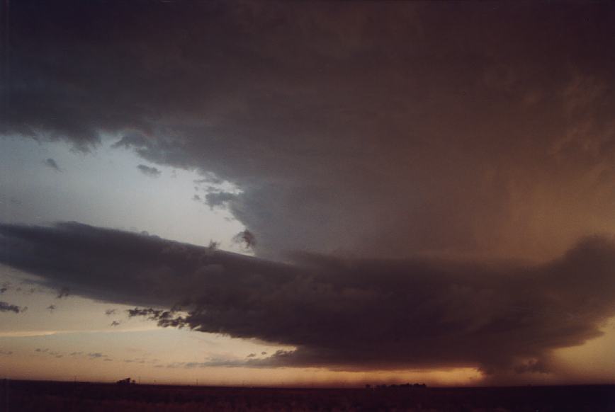 inflowband thunderstorm_inflow_band : Littlefield, Texas, USA   3 June 2003