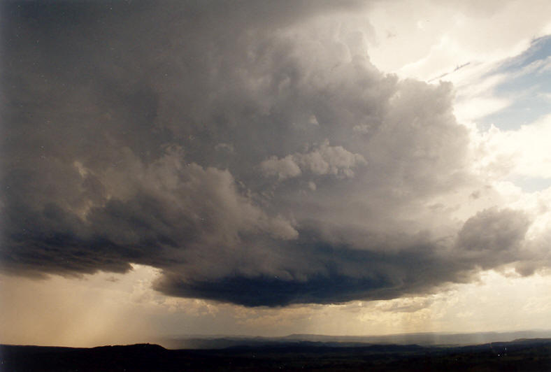 cumulonimbus supercell_thunderstorm : Mallanganee NSW   25 October 2003