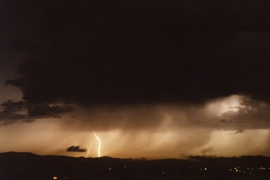 lightning lightning_bolts : McLeans Ridges, NSW   25 October 2003