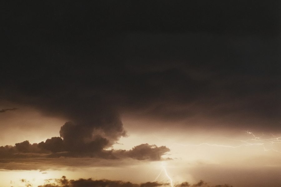 lightning lightning_bolts : McLeans Ridges, NSW   25 October 2003