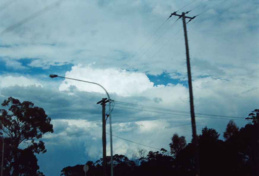 altocumulus altocumulus_cloud : near Blaxland, NSW   30 November 2003