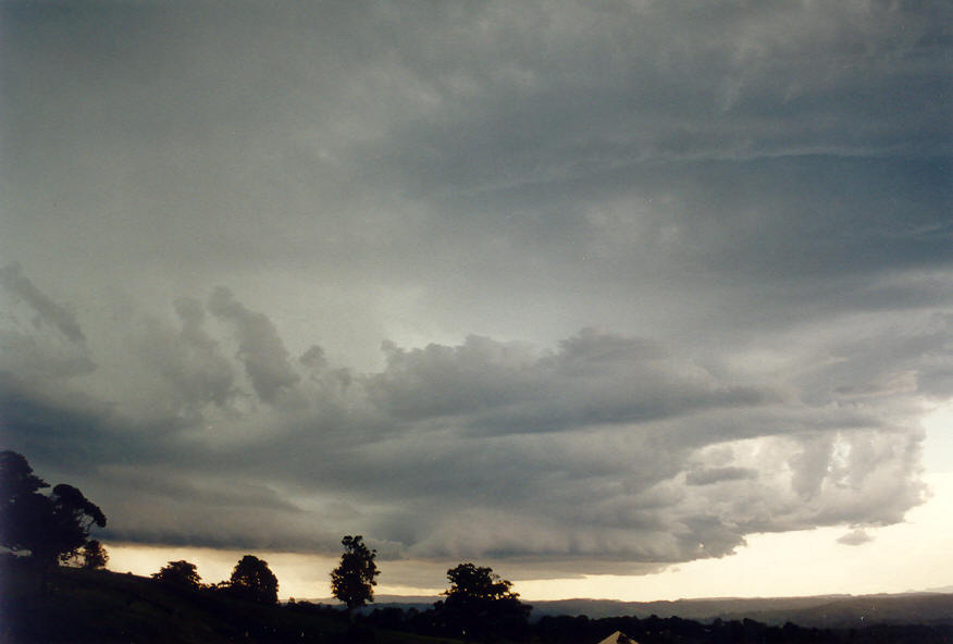 shelfcloud shelf_cloud : McLeans Ridges, NSW   25 January 2004