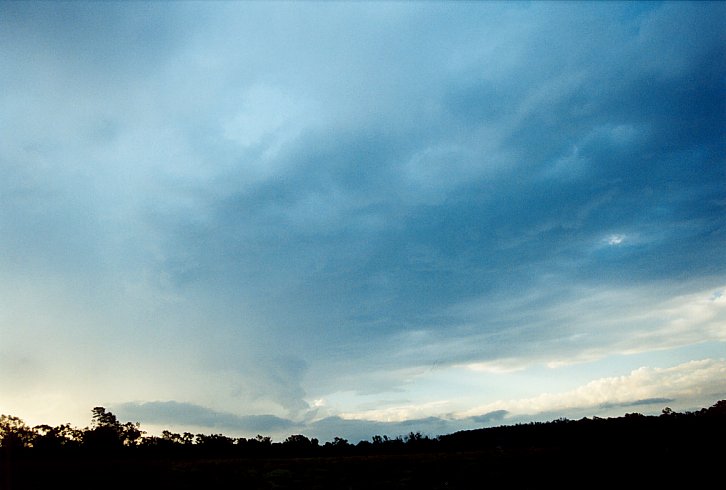 cumulonimbus thunderstorm_base : Oakdale, NSW   26 January 2004