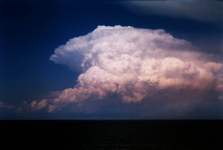 cumulonimbus supercell_thunderstorm : near Manly, NSW   30 January 2004