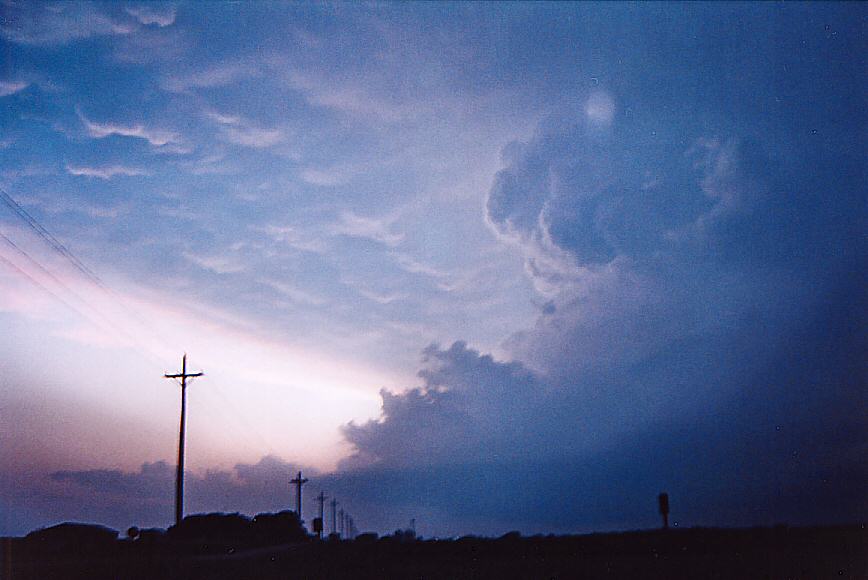 mammatus mammatus_cloud : Anthony, Kansas, USA   12 May 2004