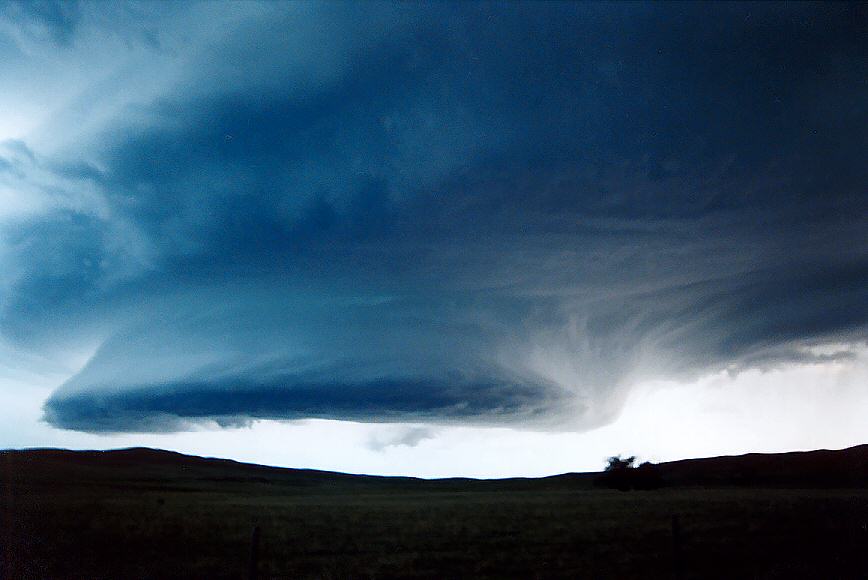 cumulonimbus thunderstorm_base : Merriman, Nebraska, USA   23 May 2004