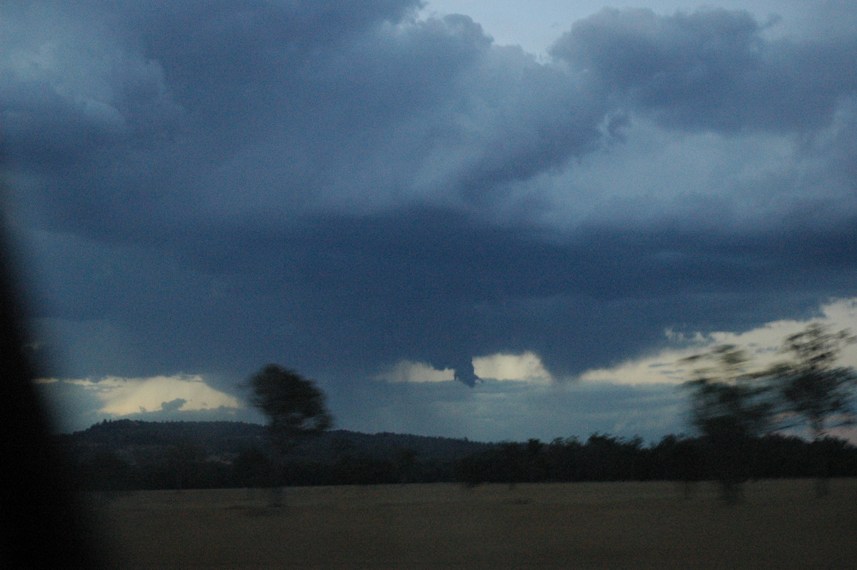 cumulonimbus thunderstorm_base : Amberley, QLD   28 August 2004