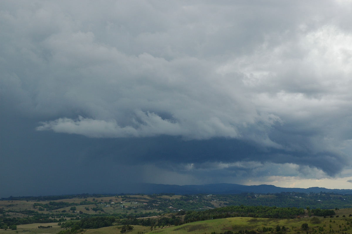 cumulonimbus thunderstorm_base : McLeans Ridges, NSW   21 October 2004