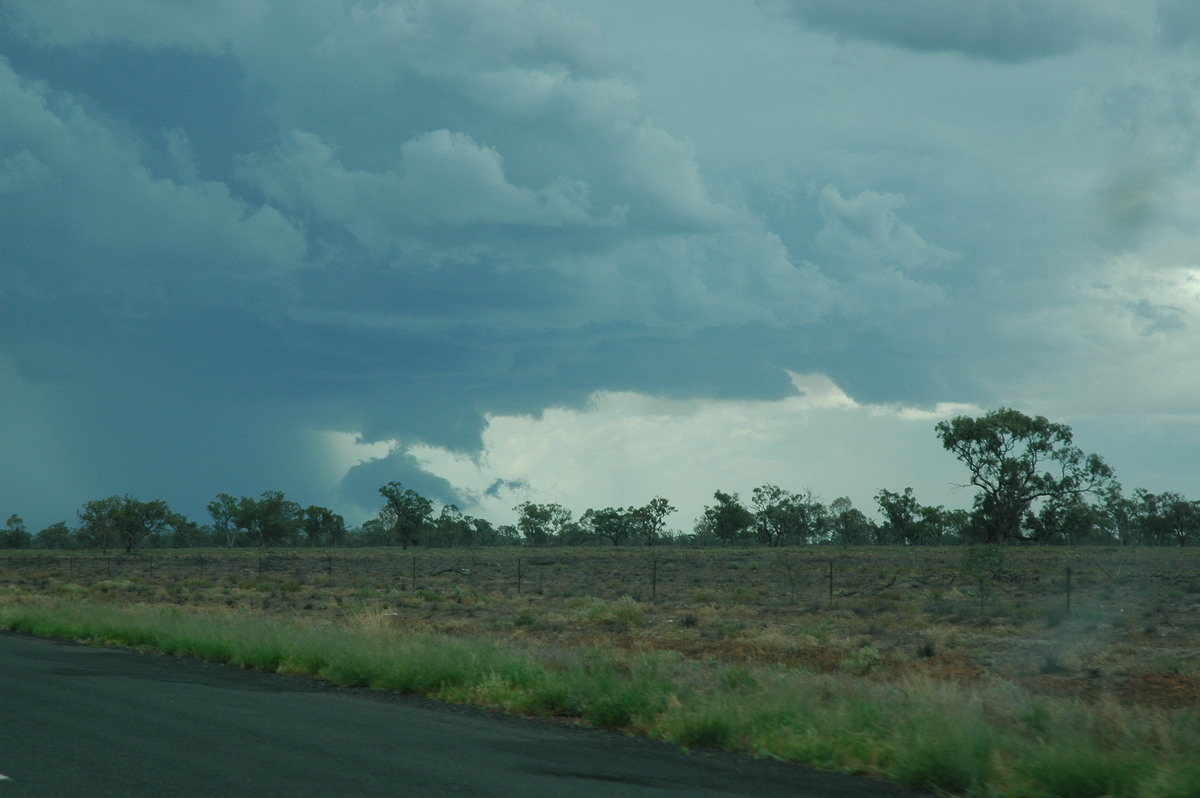 raincascade precipitation_cascade : W of Walgett, NSW   8 December 2004