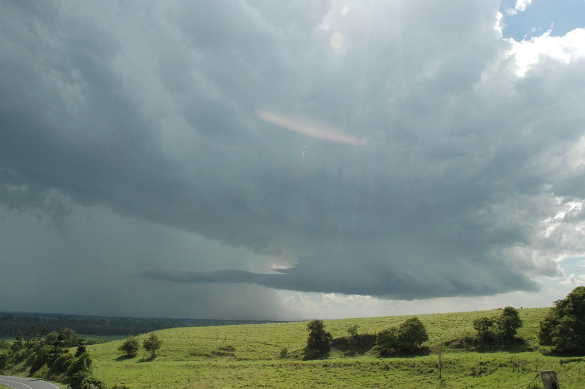 inflowband thunderstorm_inflow_band : Parrots Nest, NSW   13 December 2004