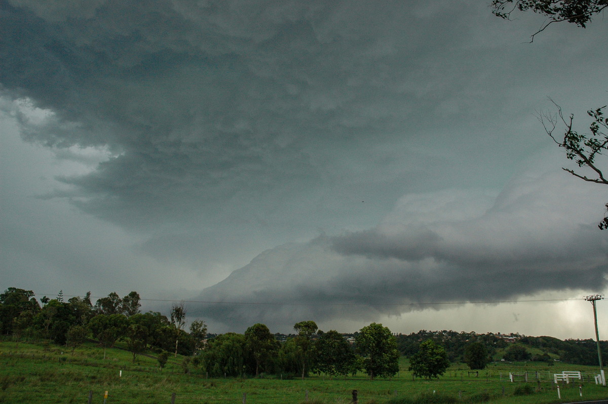 shelfcloud shelf_cloud : near Lismore, NSW   13 December 2004