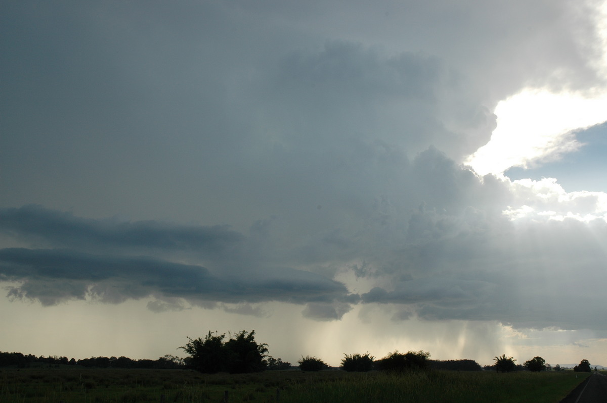 cumulonimbus thunderstorm_base : near Coraki, NSW   19 December 2004