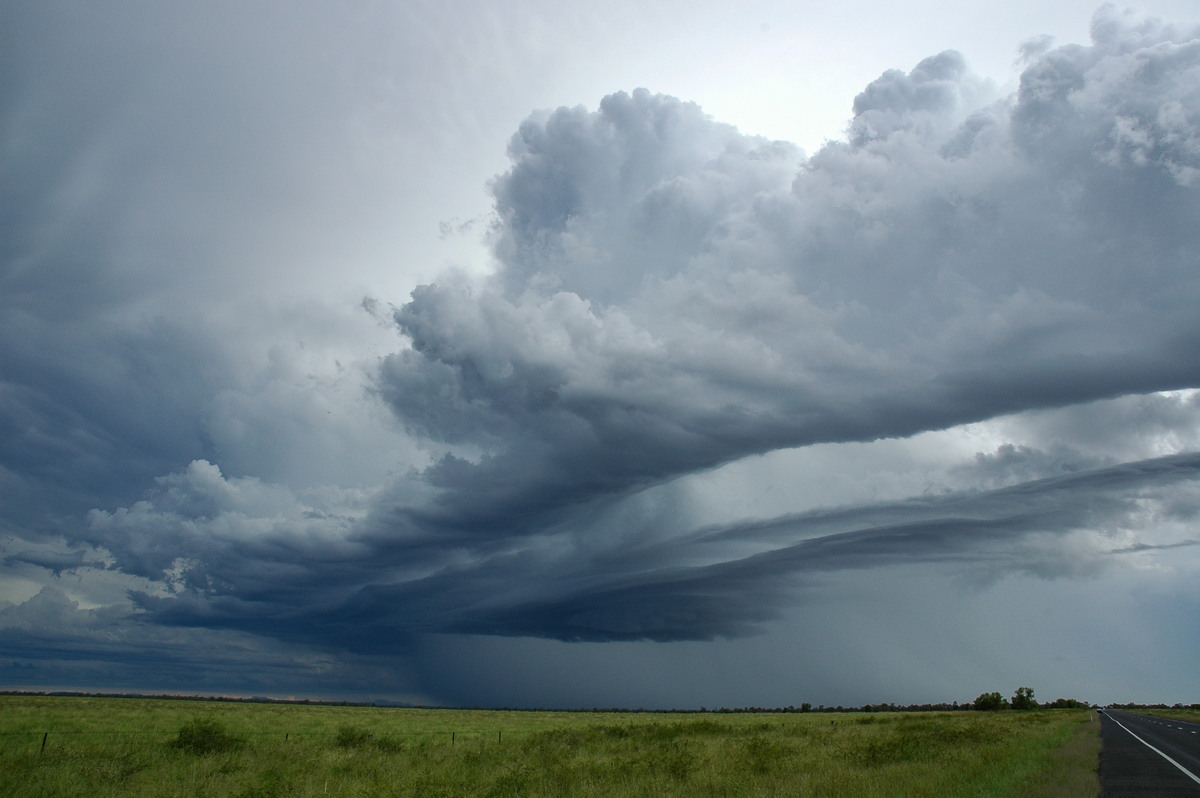 raincascade precipitation_cascade : near Moree, NSW   27 December 2004