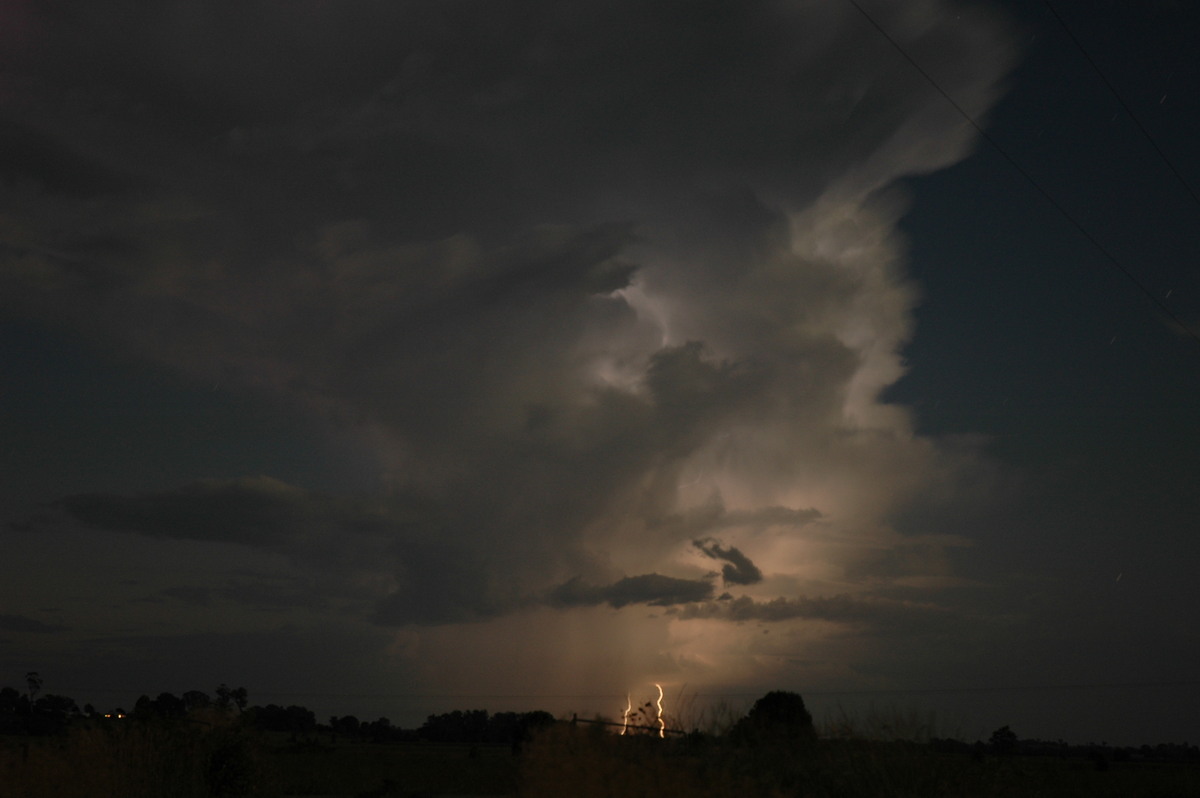 thunderstorm cumulonimbus_incus : Coraki, NSW   21 January 2005