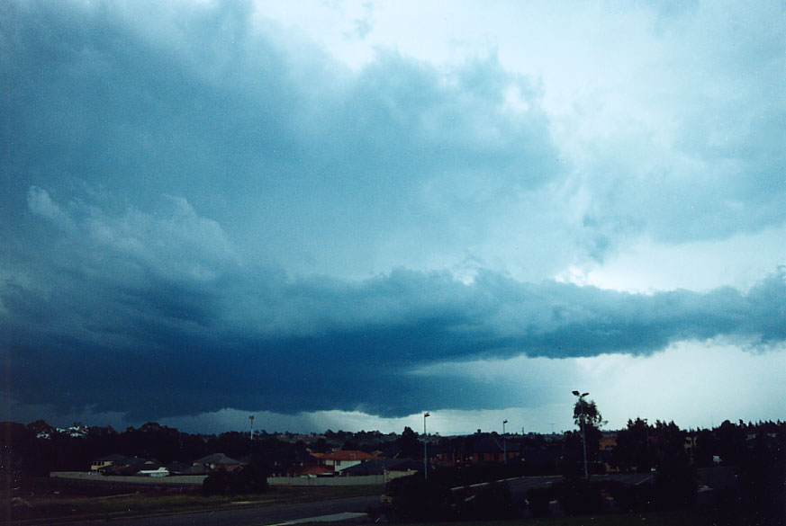 wallcloud thunderstorm_wall_cloud : Parklea, NSW   2 February 2005