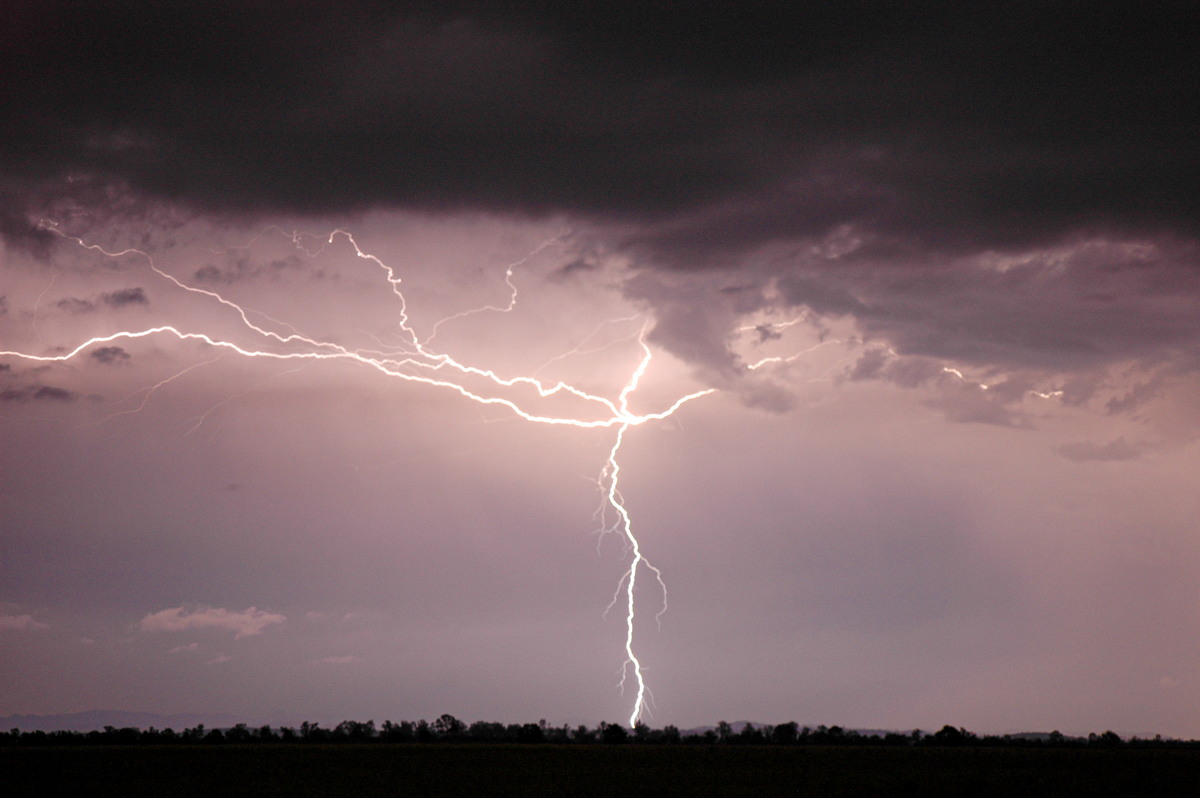 lightning lightning_bolts : Casino, NSW   2 February 2005