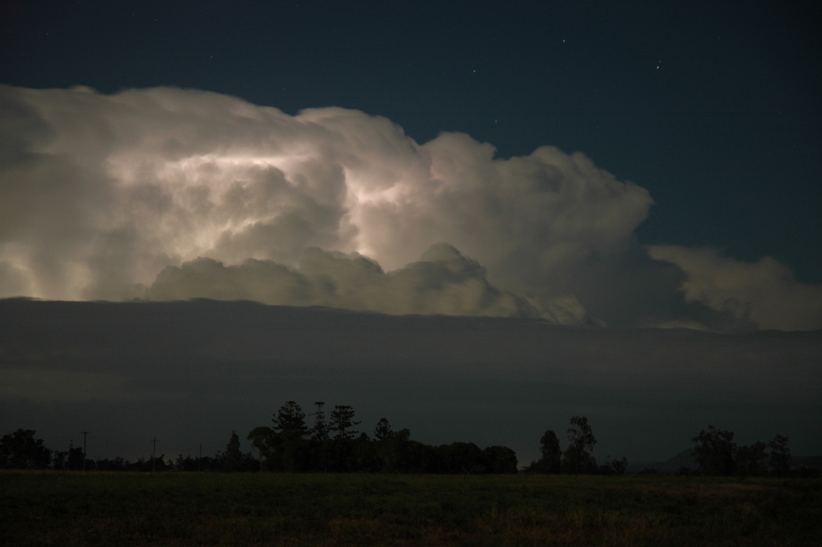 lightning lightning_bolts : Coraki, NSW   25 March 2005