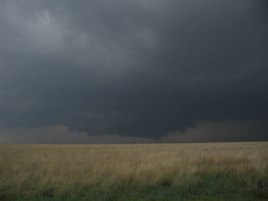 cumulonimbus supercell_thunderstorm : South Plains, Texas, USA   12 May 2005