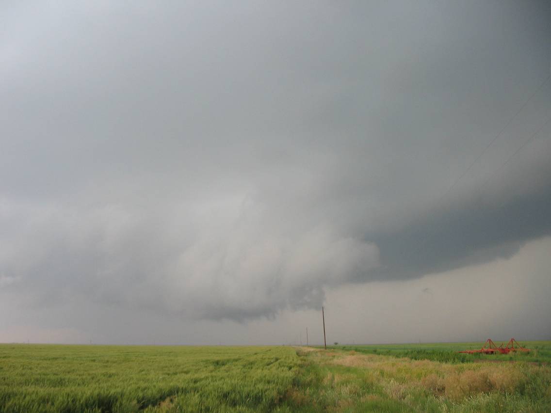 wallcloud thunderstorm_wall_cloud : South Plains, Texas, USA   12 May 2005