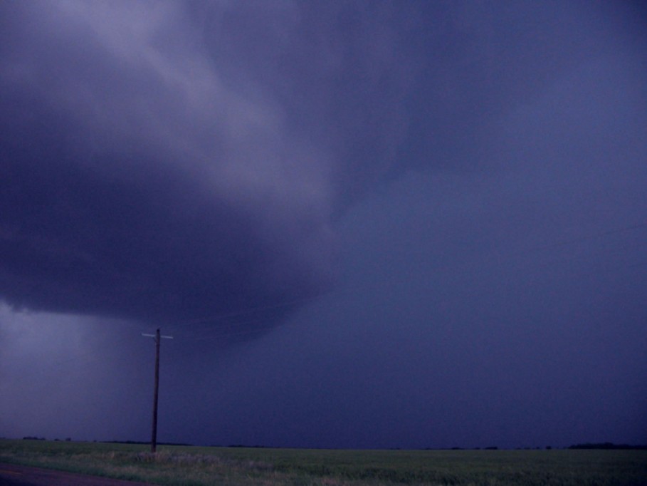 cumulonimbus thunderstorm_base : E of Truscott, Texas, USA   13 May 2005