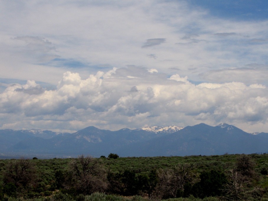 cirrostratus cirrostratus_cloud : S of Taos, New Mexico, USA   27 May 2005