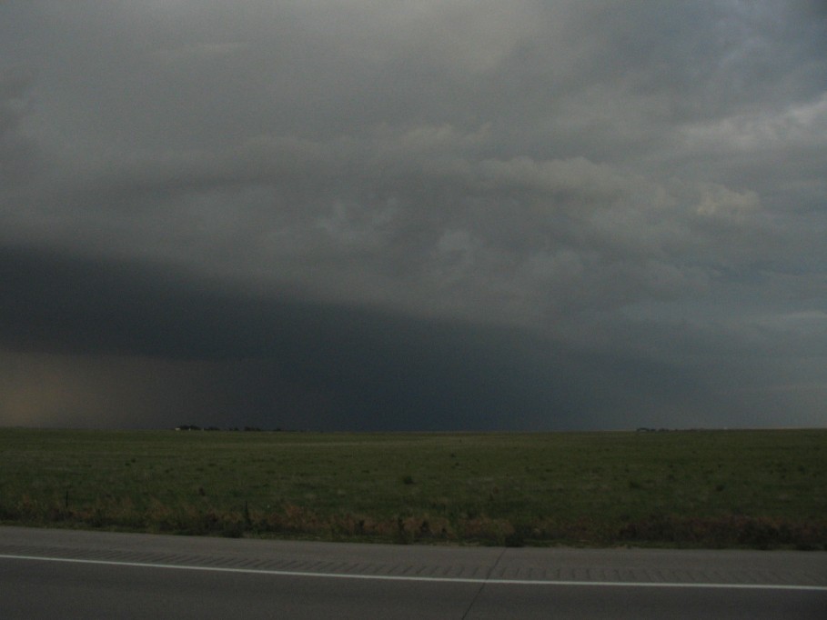 cumulonimbus thunderstorm_base : S of Springfield , Colorado, USA   28 May 2005