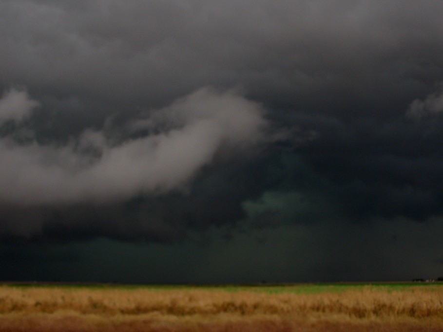 cumulonimbus supercell_thunderstorm : near Nazareth, Texas, USA   31 May 2005