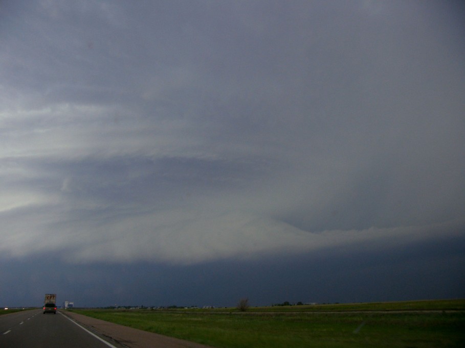 inflowband thunderstorm_inflow_band : I-70 near Flagler, Colorado, USA   2 June 2005