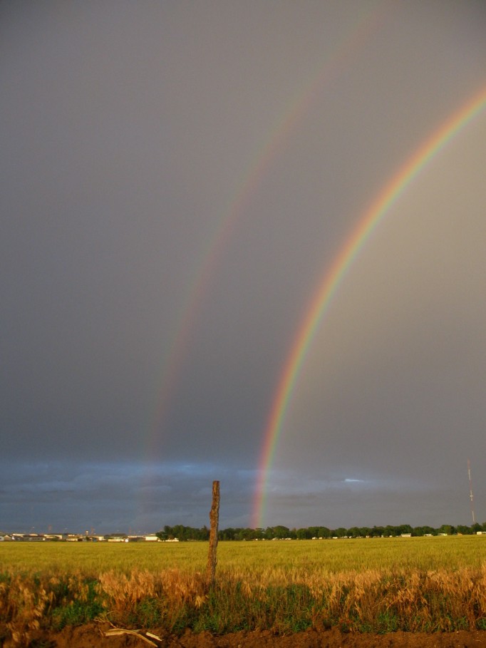 rainbow rainbow_pictures : Garden City, Kansas, USA   3 June 2005