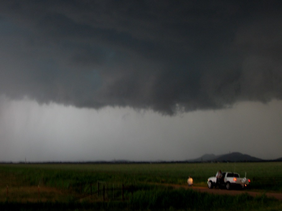 raincascade precipitation_cascade : near Snyder, Oklahoma, USA   5 June 2005