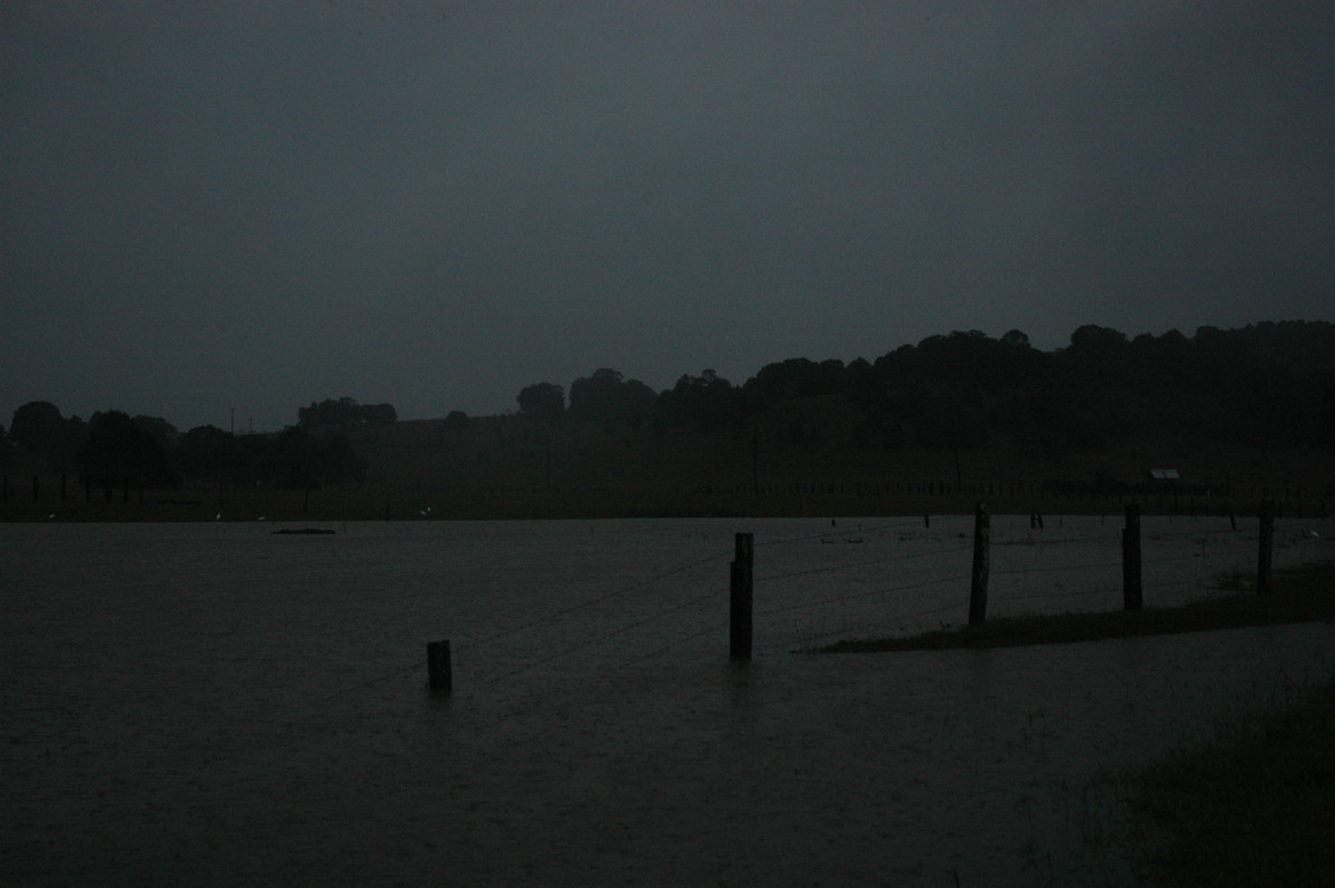 flashflooding flood_pictures : Eltham, NSW   29 June 2005