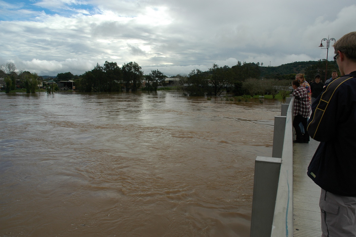 flashflooding flood_pictures : Lismore, NSW   30 June 2005