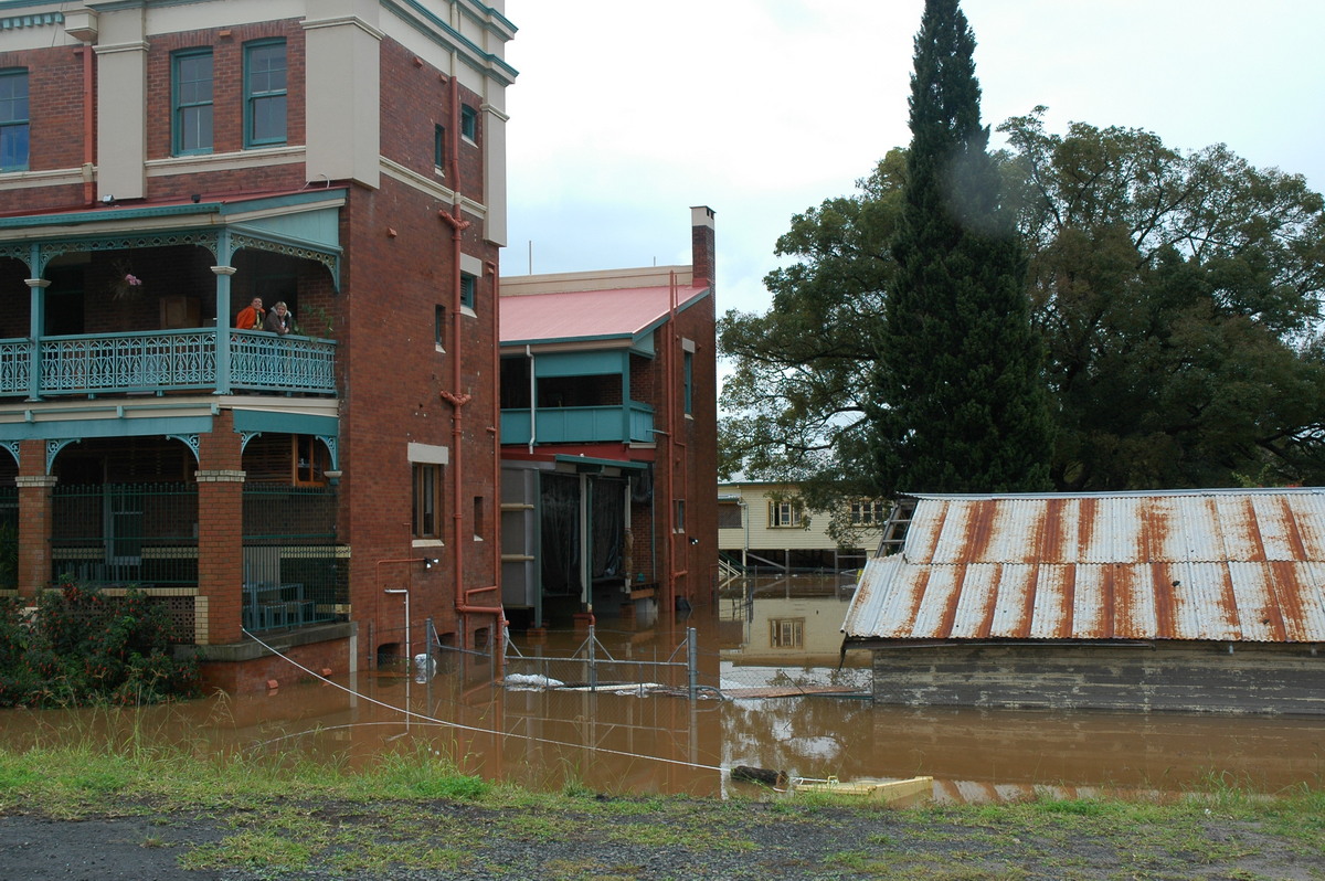 flashflooding flood_pictures : Lismore, NSW   30 June 2005