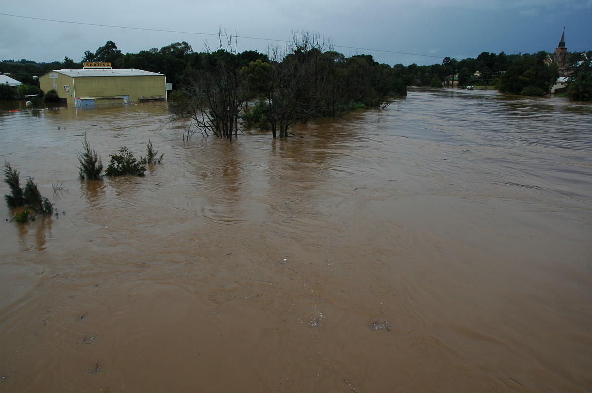 flashflooding flood_pictures : Lismore, NSW   30 June 2005