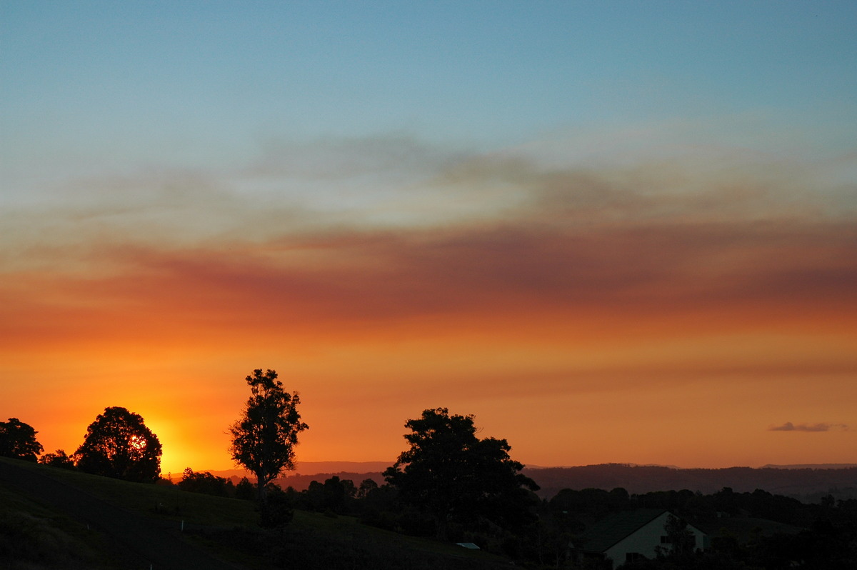 sunset sunset_pictures : McLeans Ridges, NSW   24 August 2005