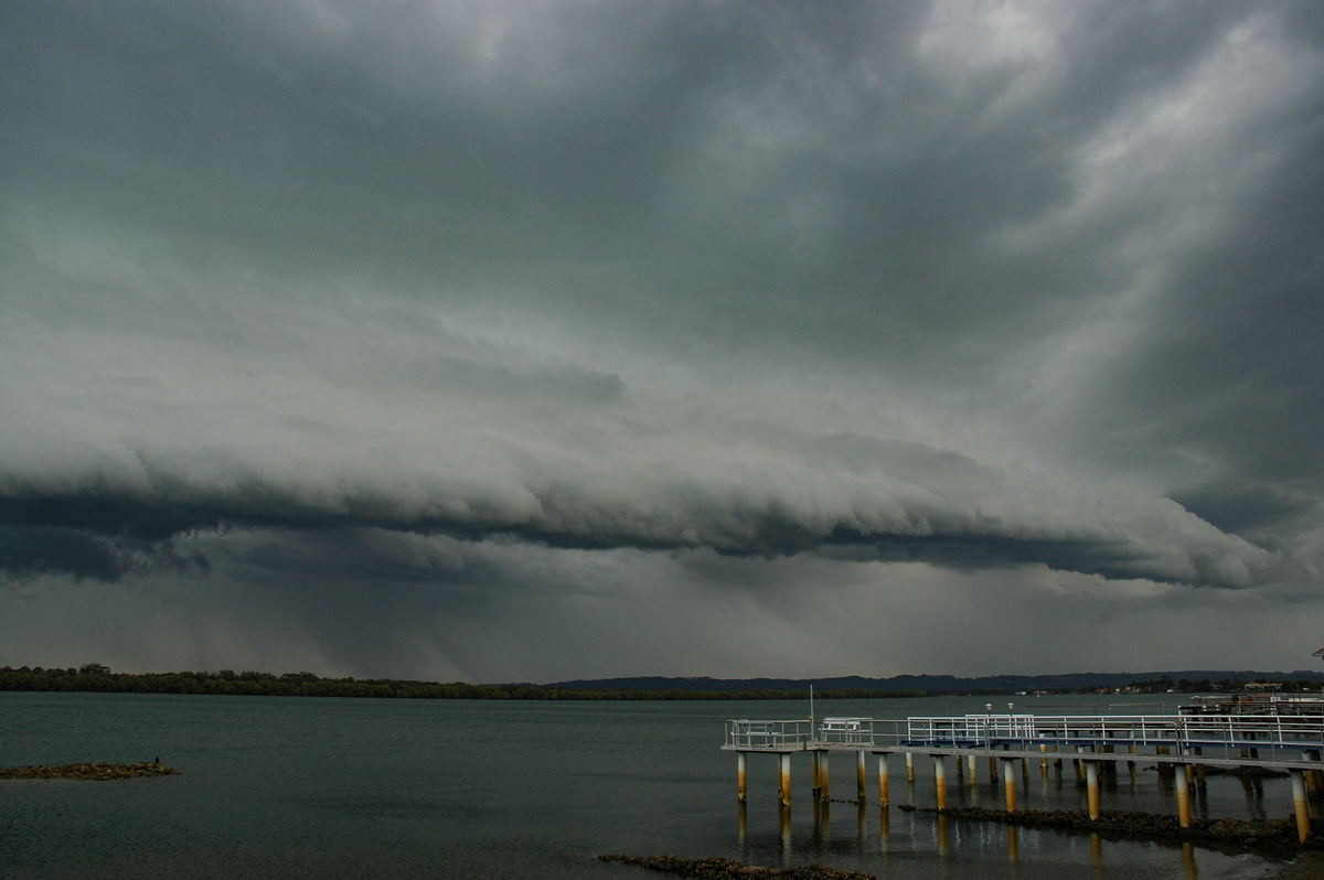 shelfcloud shelf_cloud : Ballina, NSW   4 September 2005