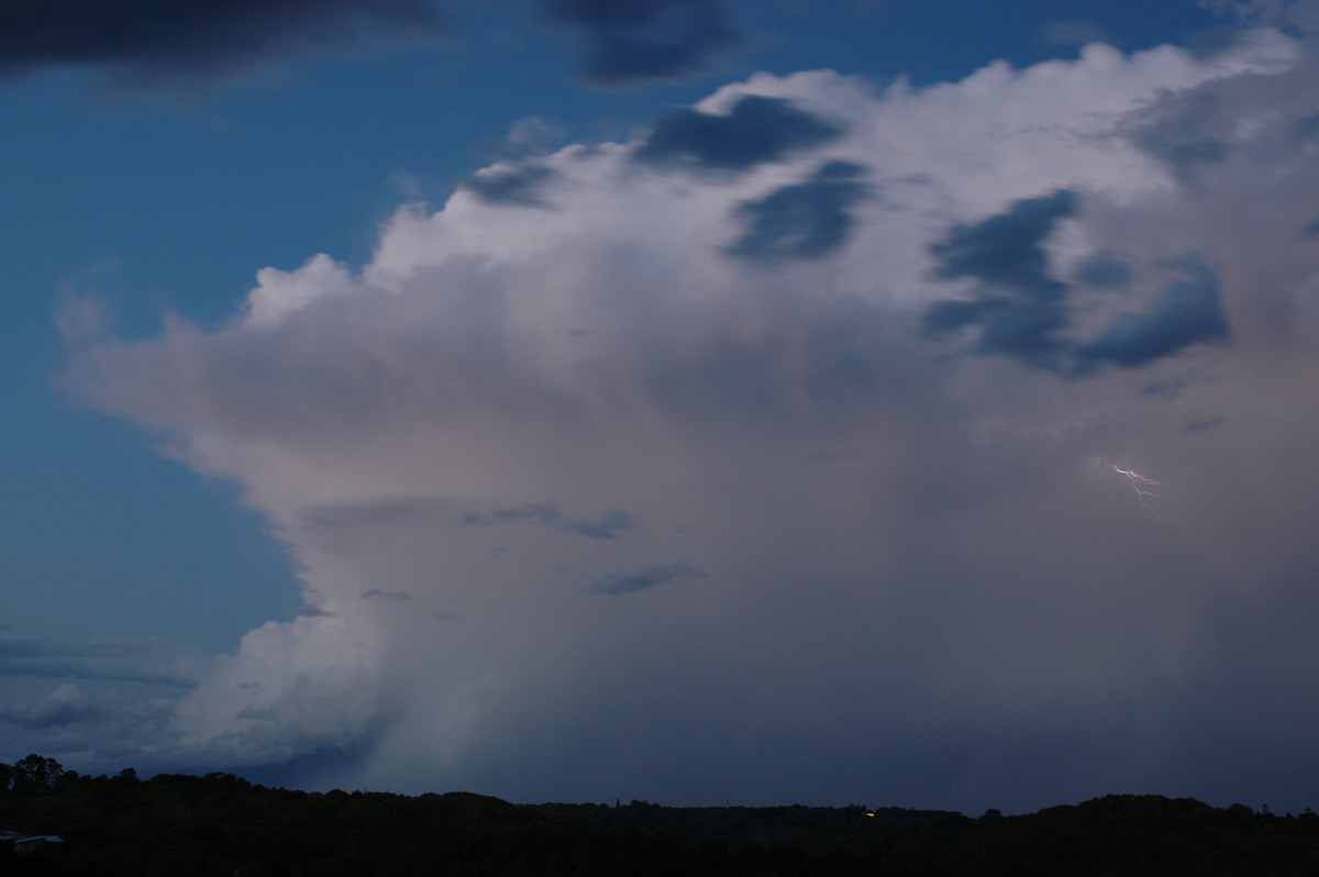 lightning lightning_bolts : Cumbalum, NSW   4 September 2005