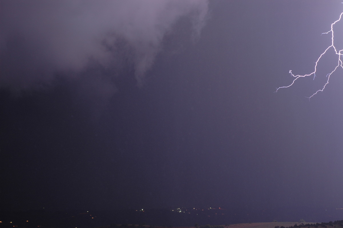 lightning lightning_bolts : McLeans Ridges, NSW   16 September 2005