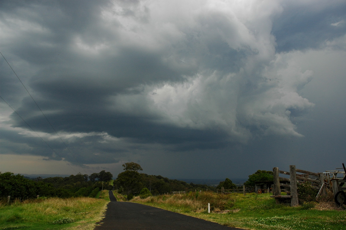 cumulonimbus thunderstorm_base : Tregeagle, NSW   26 September 2005