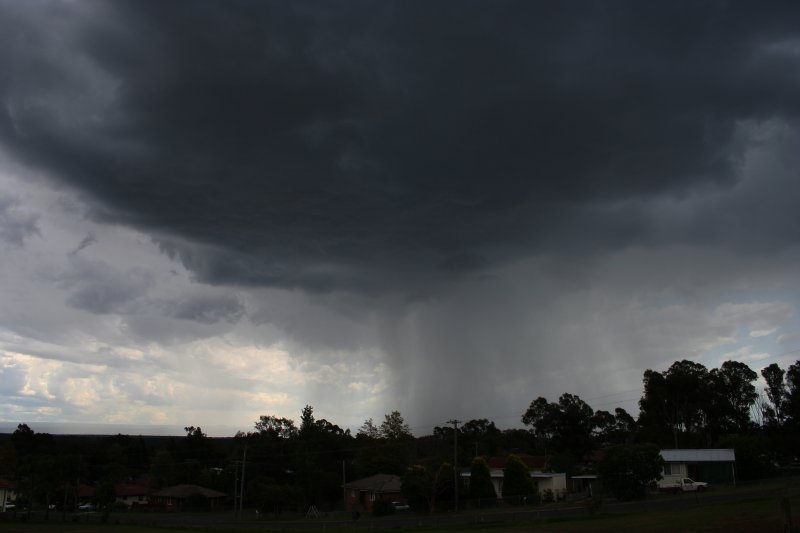 cumulonimbus thunderstorm_base : Riverstone, NSW   22 October 2005