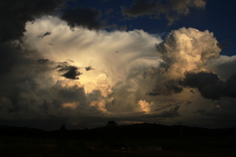 thunderstorm cumulonimbus_incus : Nowendoc, NSW   27 October 2005