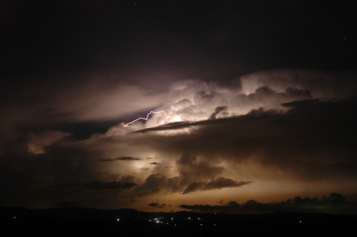 lightning lightning_bolts : McLeans Ridges, NSW   1 December 2005