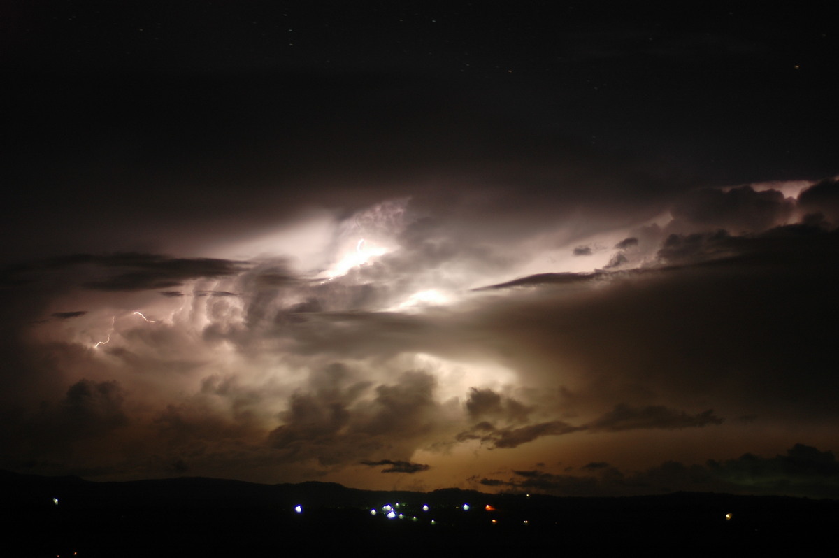 lightning lightning_bolts : McLeans Ridges, NSW   1 December 2005