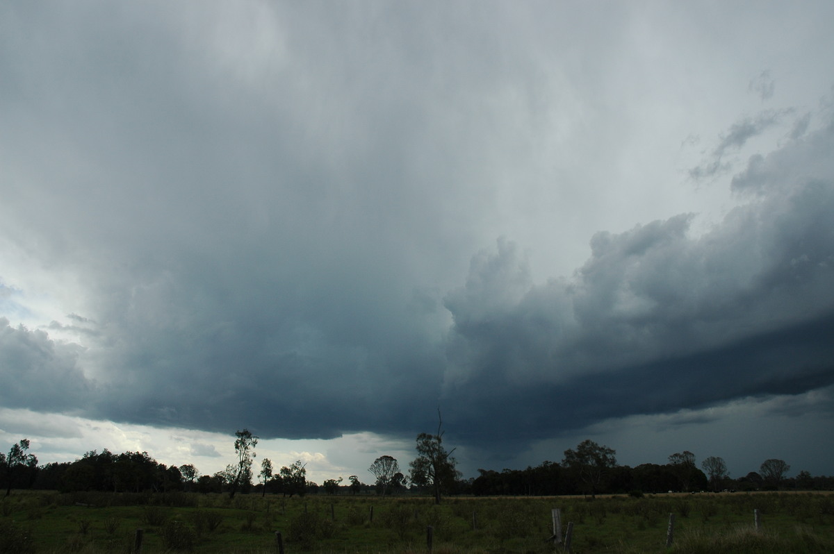 shelfcloud shelf_cloud : S of Lismore, NSW   1 December 2005