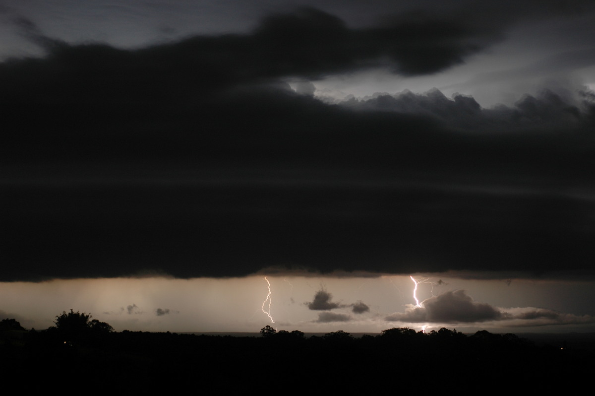 shelfcloud shelf_cloud : Tregeagle, NSW   7 December 2005