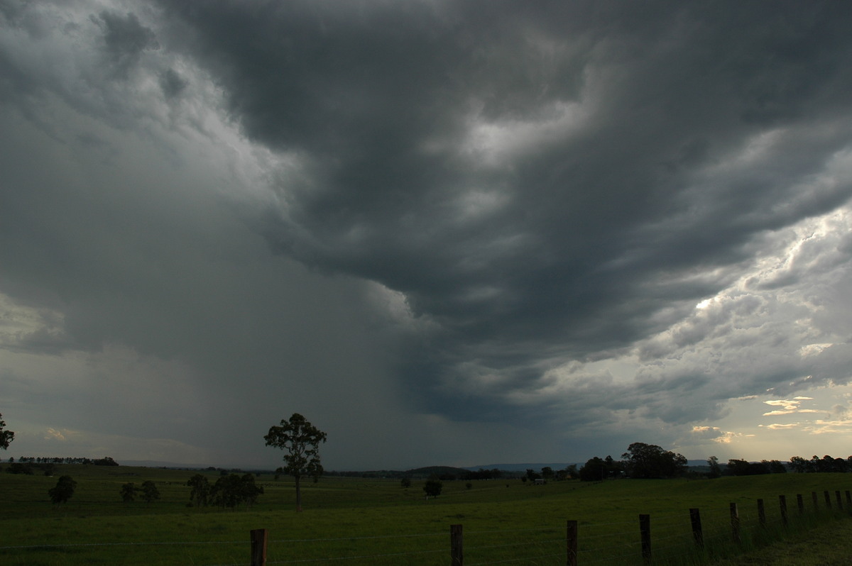 cumulonimbus thunderstorm_base : near Kyogle, NSW   13 December 2005