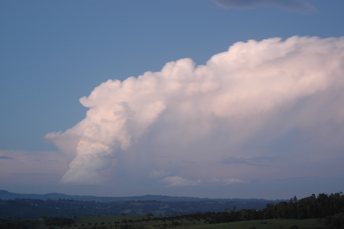 cumulonimbus supercell_thunderstorm : McLeans Ridges, NSW   17 December 2005