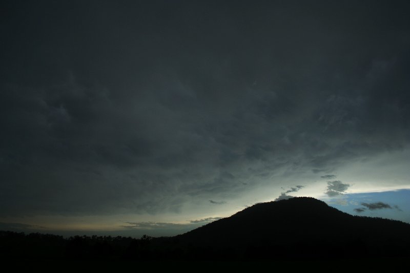 anvil thunderstorm_anvils : Murwillimbah, NSW   25 December 2005